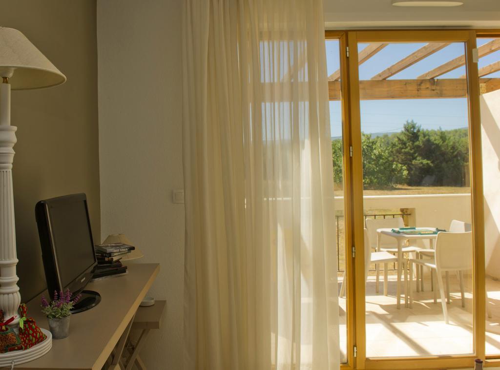 Residence Goelia Le Domaine Du Moulin Blanc Gordes Kamer foto